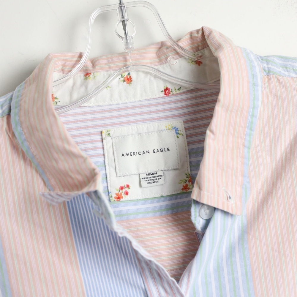 American Eagle AEO Cropped Button-Up Shirt striped pinstripe blue pink short M - Picture 6 of 9